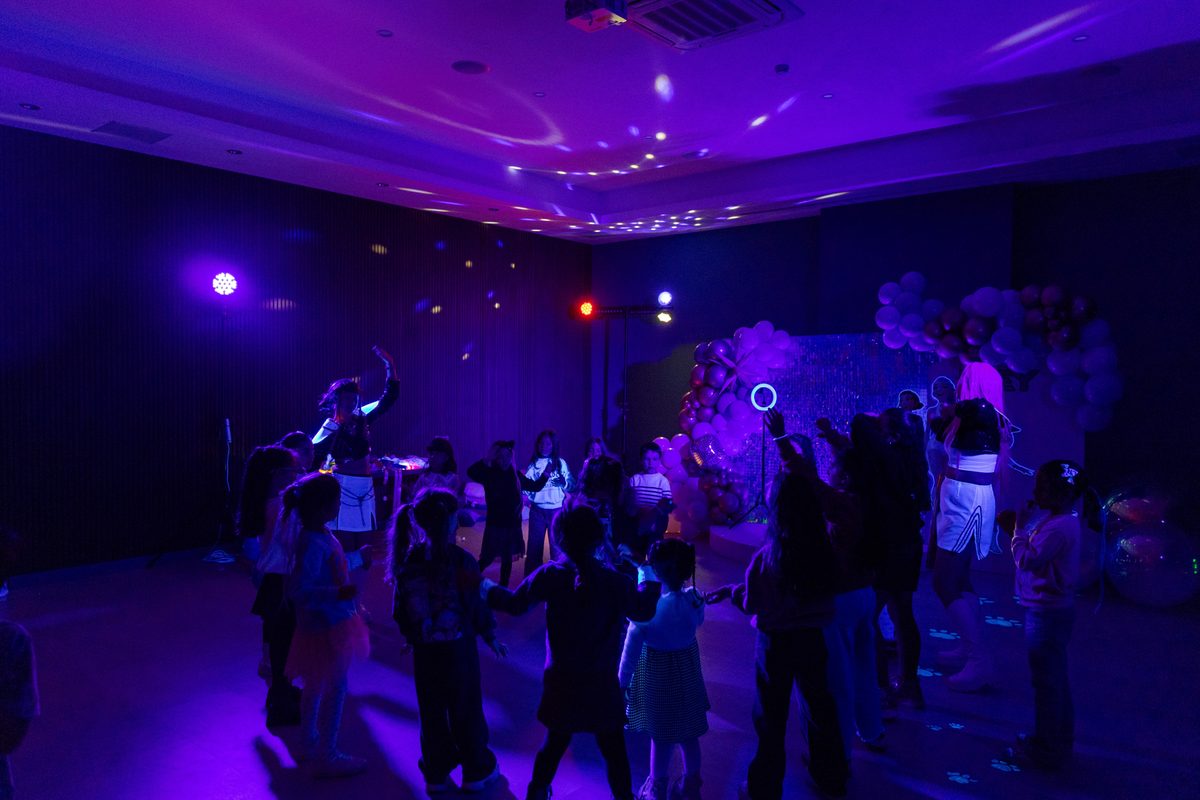 Disco Glow Show